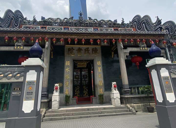 マレーシア・クアラルンプールにある陳氏書院。中国からこの地に渡ってきた陳一族の祖先を祀る（筆者撮影）