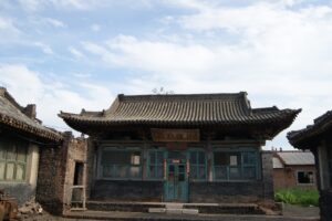 中国の華北・山西省の村廟（2010年頃）。現在は他の用途に使われており、廟としての機能はない。（写真：筆者提供）