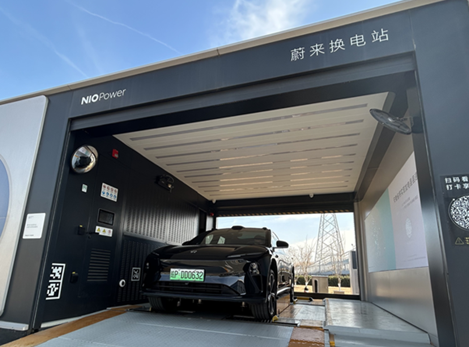 図3 蔚来(NIO)の電池交換ステーション